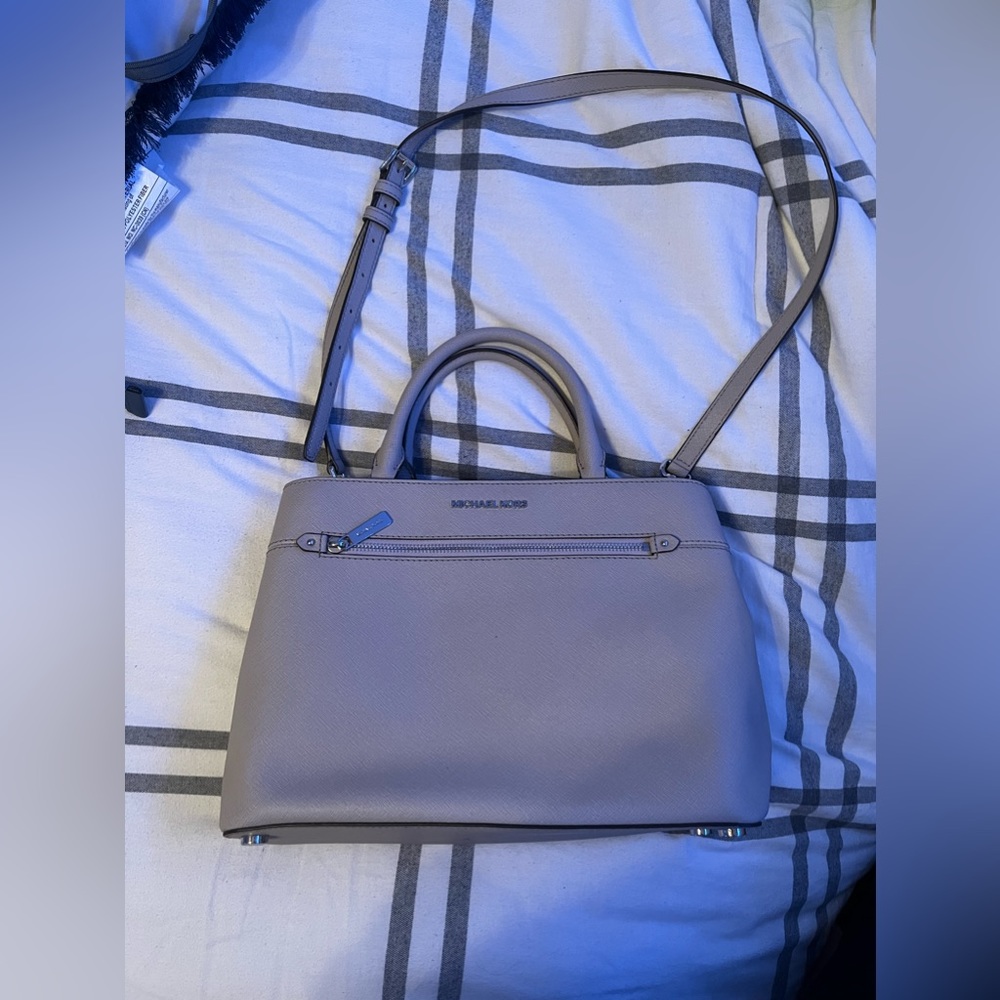 Michael kors gray purse